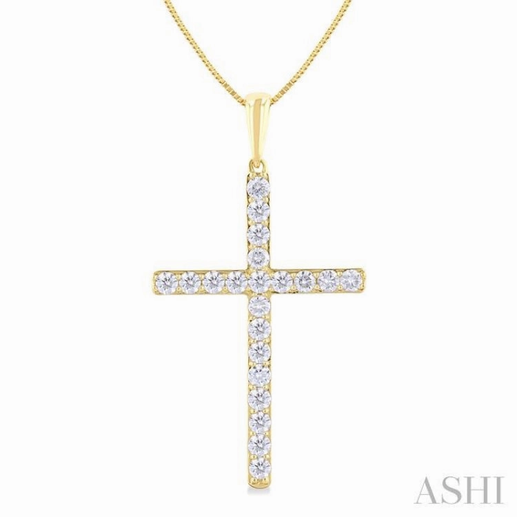 1/2 Ctw Round Cut Diamond Prong Set 1-Inch Plate Cross Pendant With Chain in 14K Yellow Gold Birthday Pick Winter Look