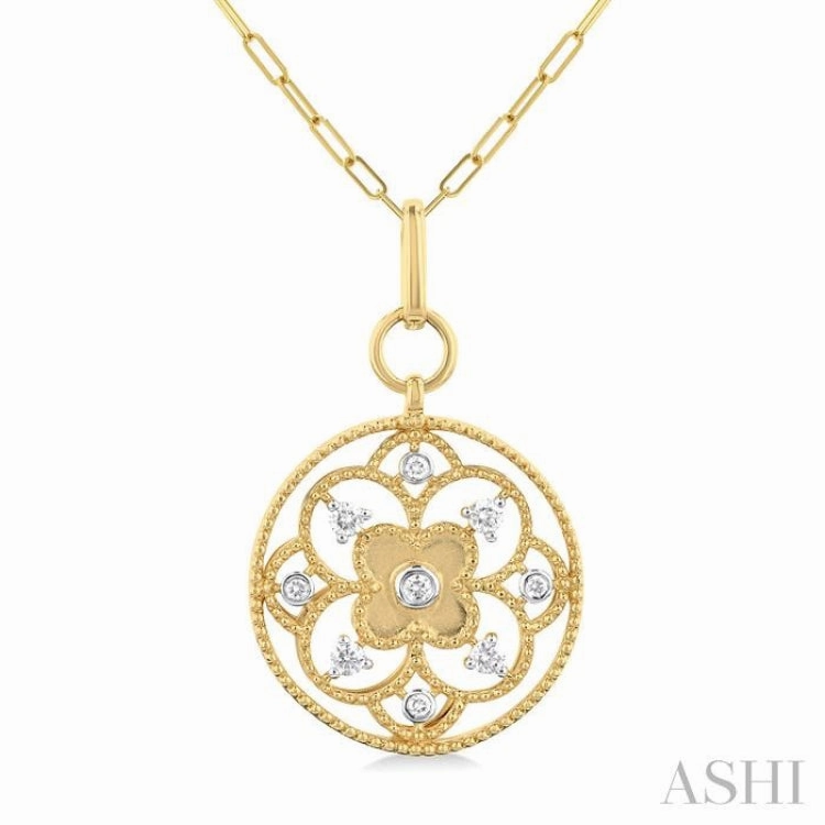 1/4 Ctw Circle Floral Carving Round Cut Diamond Fashion Pendant With Paperclip Chain in 14K Yellow Gold Displaying Piece Pretty Item