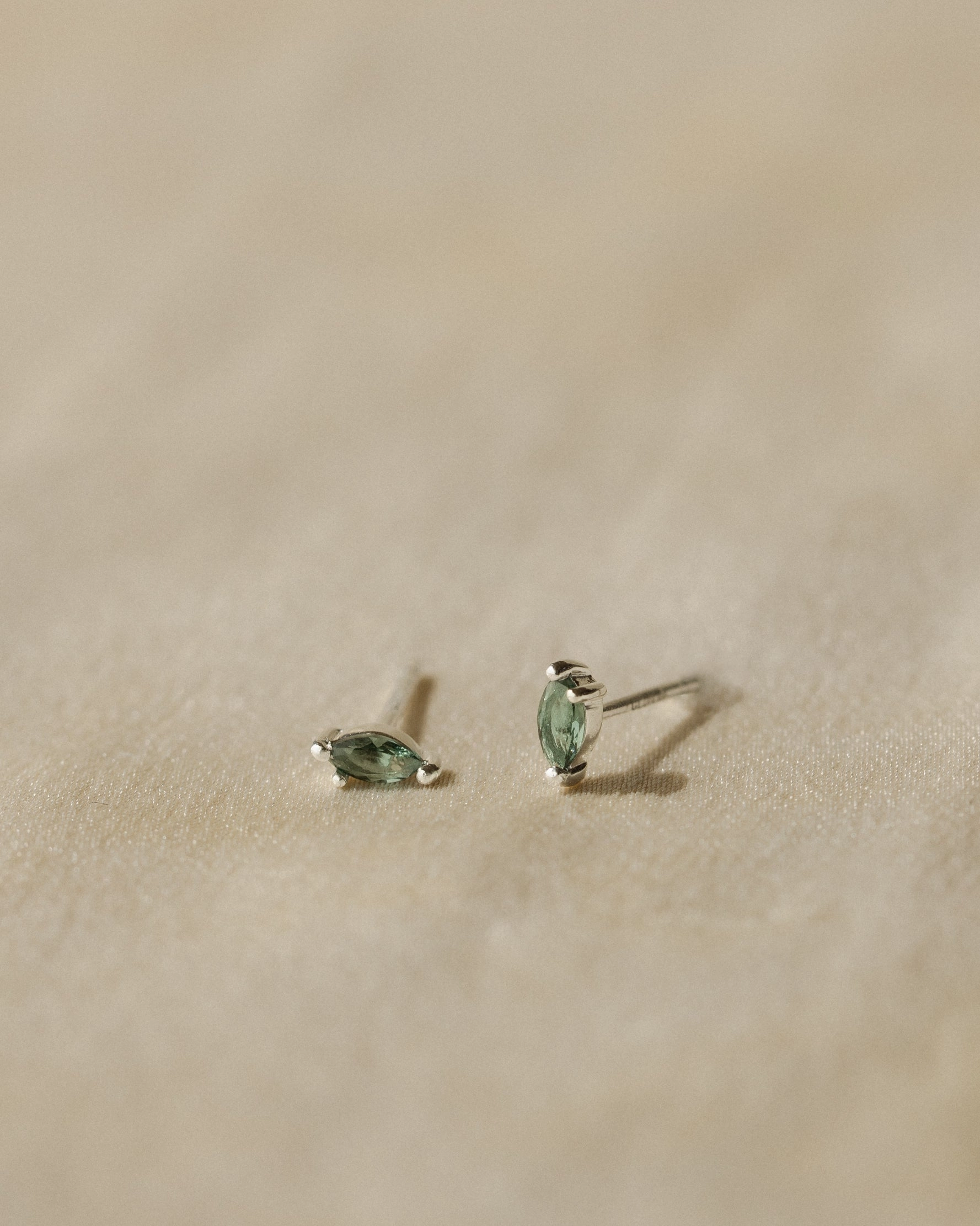 Forest Emerald Leaflet Studs Vintage Look Delicate Decor
