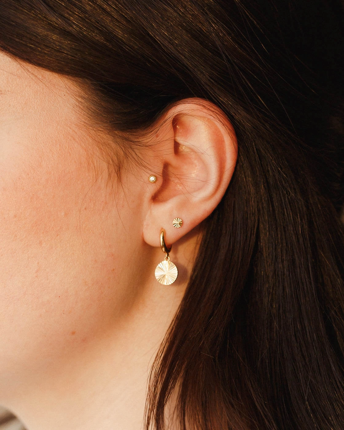 elegant design Secure Option Radiant Studs