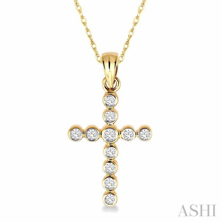 1/4 Ctw Round Cut Diamond Cross Pendant in 14K Yellow Gold with Chain Minimalist Adornment