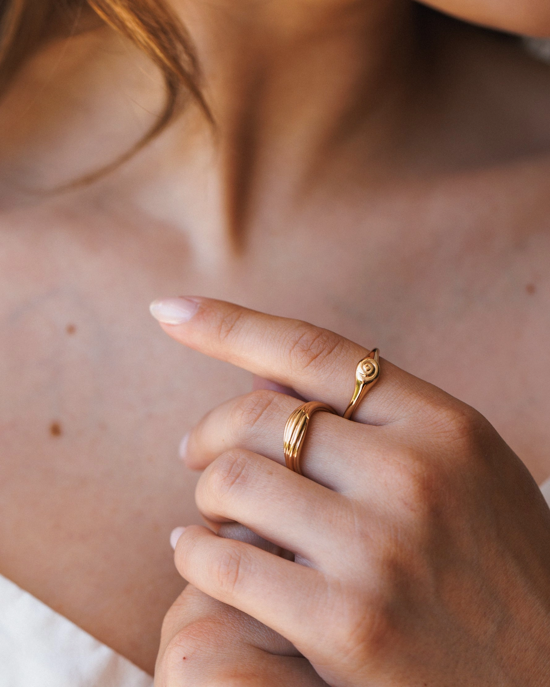 Sparkling Statement Tidepool Signet Ring
