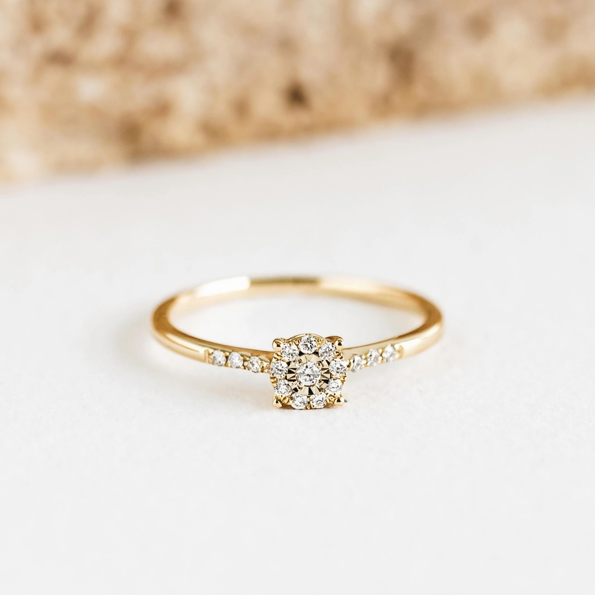 Round Cluster Diamond Ring 14k Gold - Zaira Modern Mark