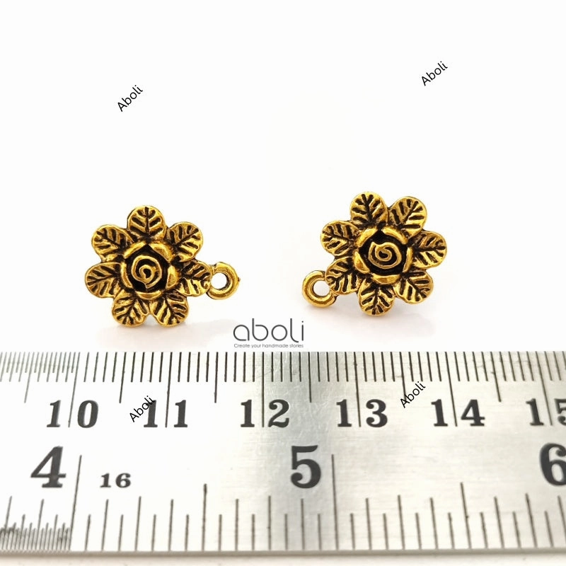 Elegant Piece Heart-Shaped Accent Golden floral stud earring components metal earrings findings ESG70