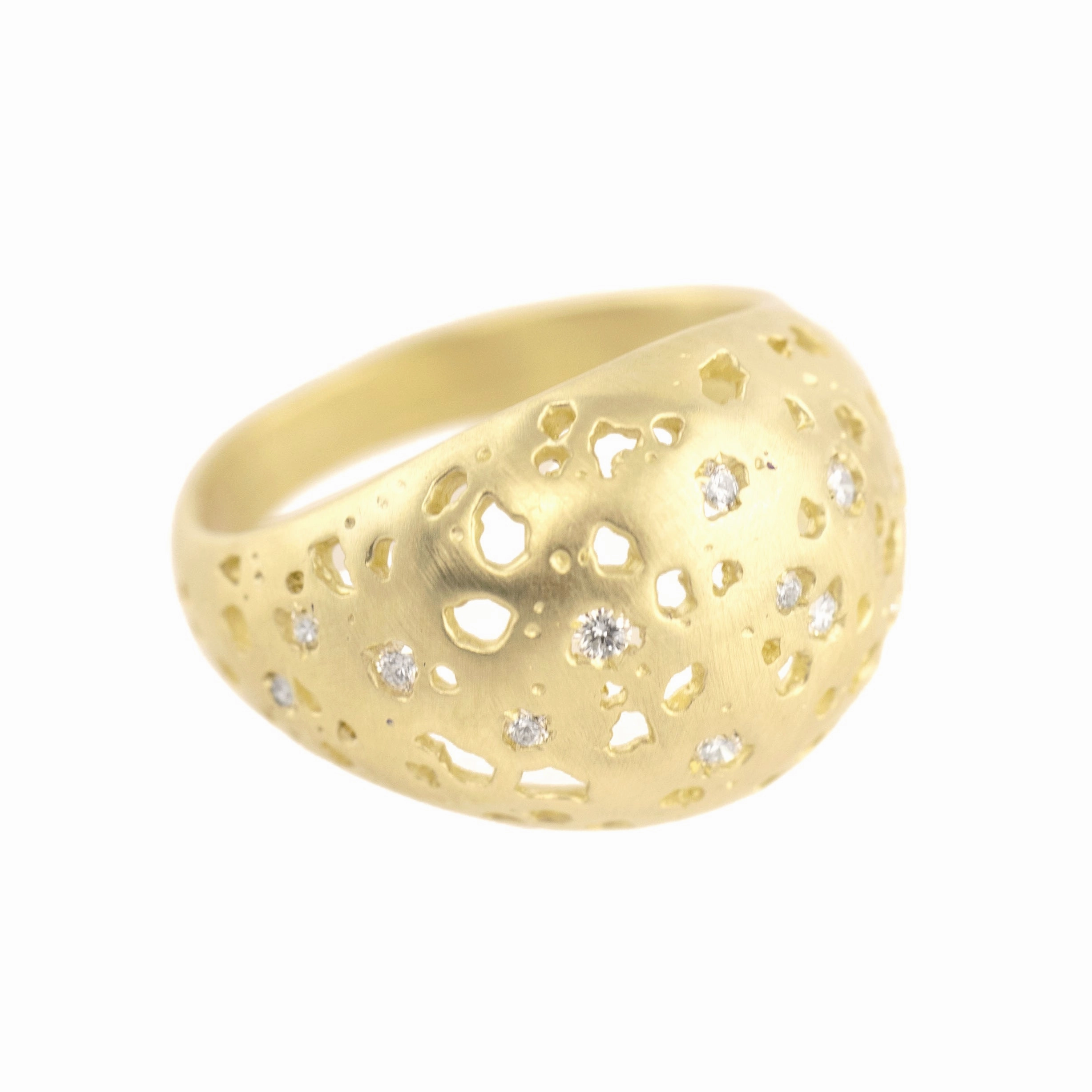 Allure Factor Shadow Dome Band with Diamond - 14ky Gold