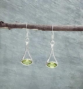 Sterling Silver Geometric Earring With Peridot Sophisticated Jewelry Design