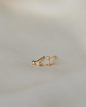 Avant-Garde Jewelry Refined Essential Grace Diamond Studs