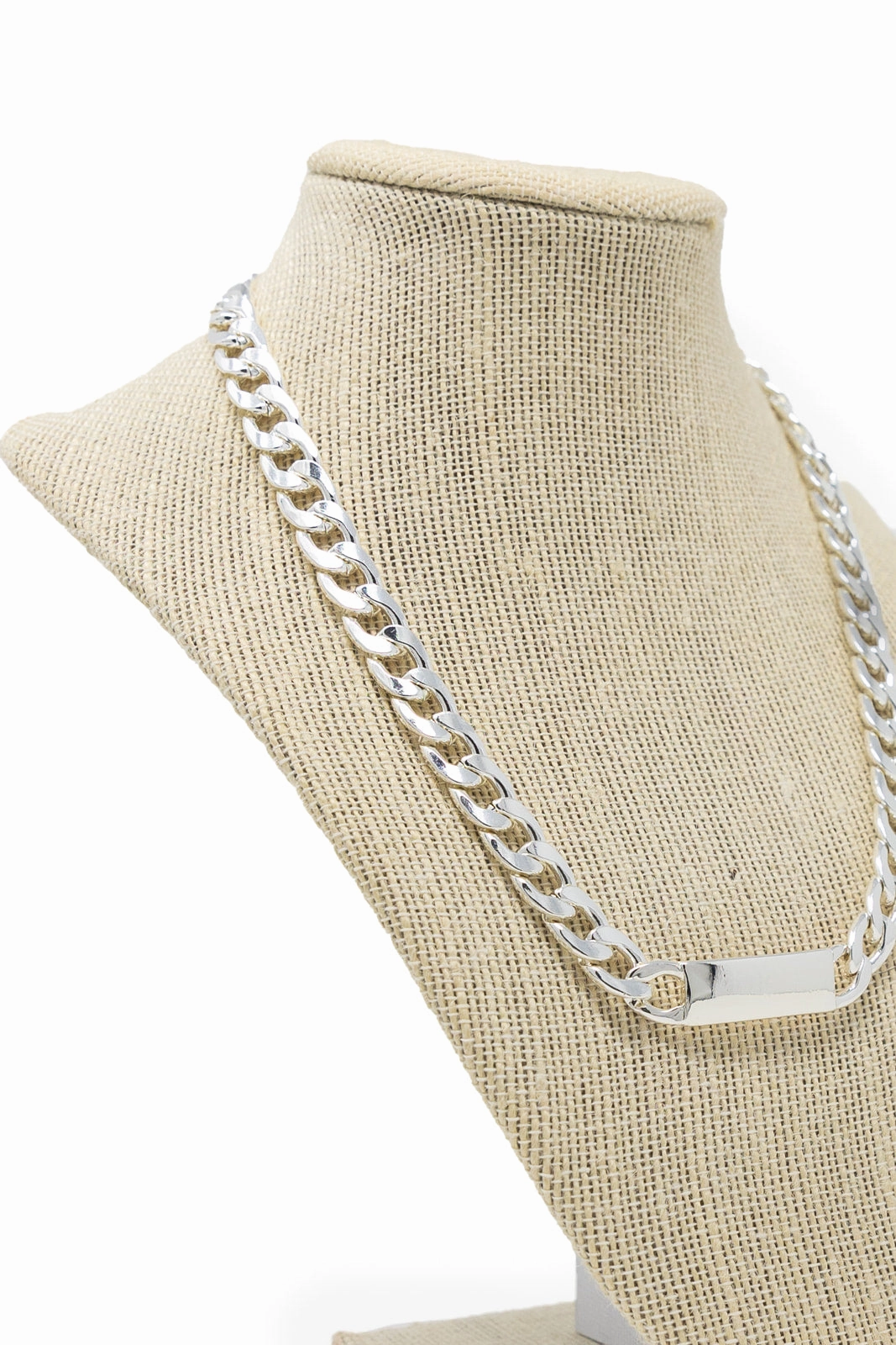 Stella Bar Chain Daily Essentials