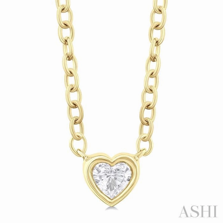 1/6 Ctw Petite Bezel Set Heart Shape Diamond Fashion Pendant With Chain in 10K Yellow Gold Weekend Style Boho Style
