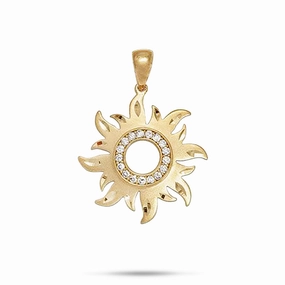 Sparkling Piece Sun Pendant in Gold with Diamonds - 24mm