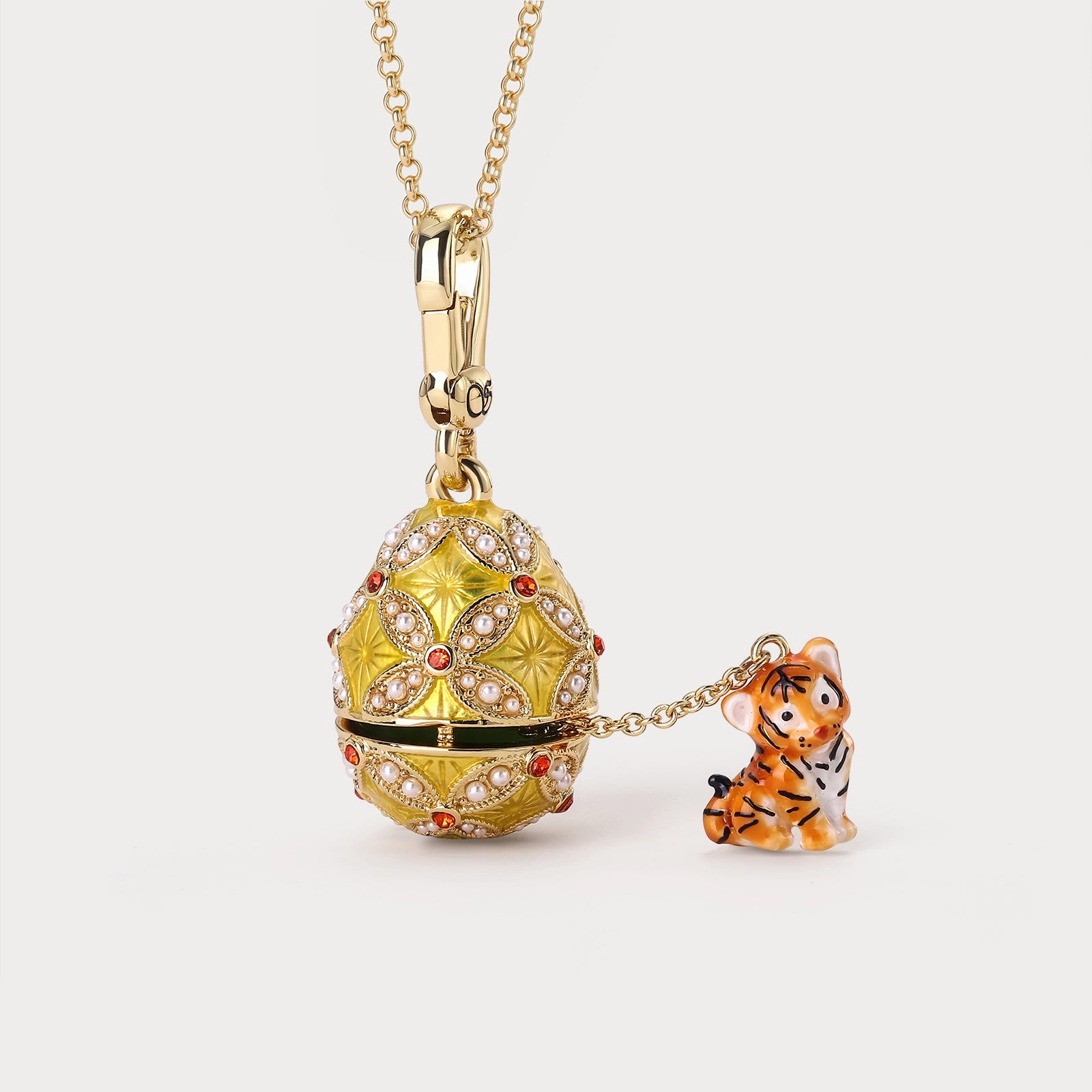 Tiger Locket Necklace Sophisticated Glam