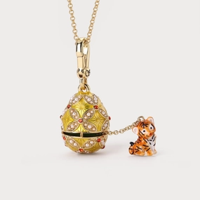 Tiger Locket Necklace Sophisticated Glam