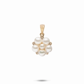 Fresh Feature Furnishing Item Tiny Bubbles Freshwater White Pearl Pendant in Gold with Diamonds