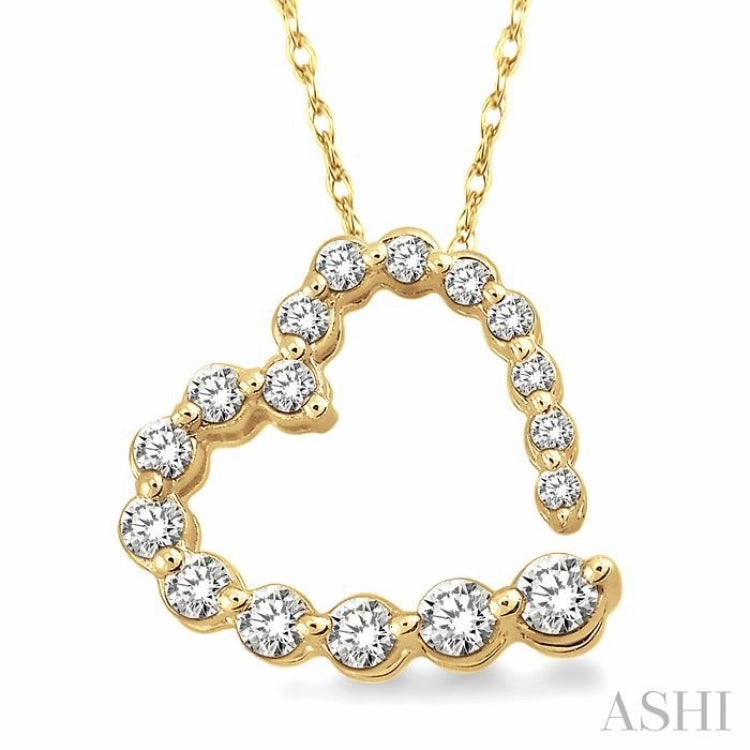 1/4 Ctw Diamond Journey Heart Pendant in 14K Yellow Gold with chain Glamorous Vibe