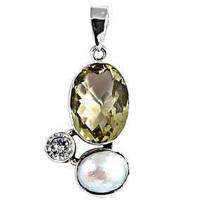 Chic Present Stunning Silver Pendant with Cubic Zirconia, Lemon Quartz, and Mabe Pearl