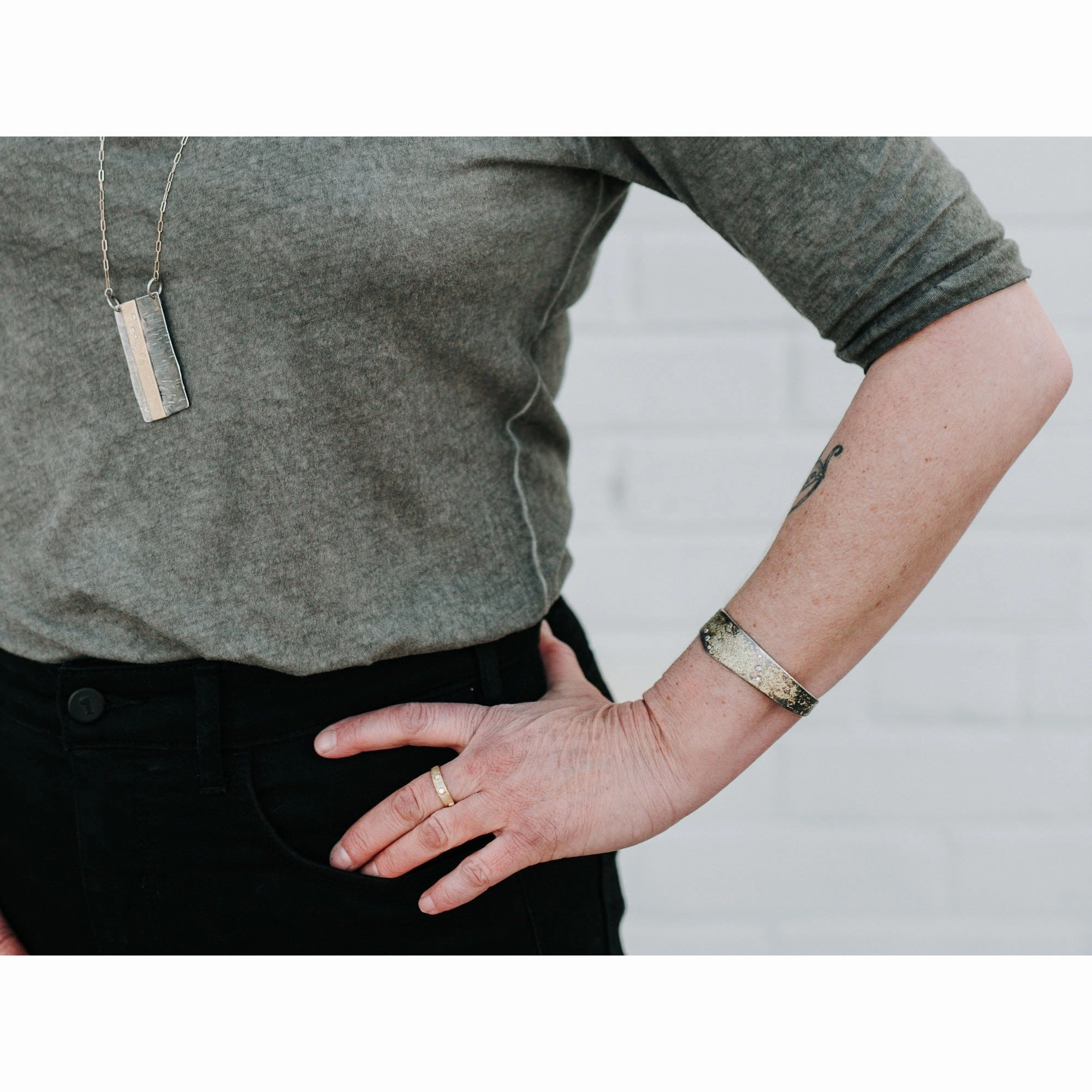 Chic Outfit Urban Flair Golden Terra Band - 18k Gold   Reclaimed Diamonds