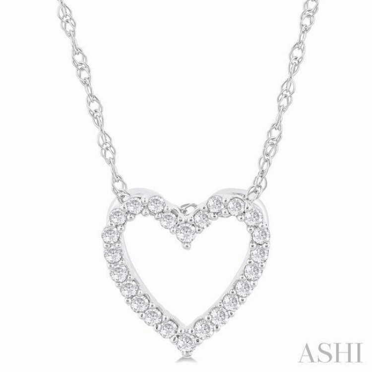 1/10 Ctw Heart Shape Round Cut Diamond Pendant With Chain in 14K White Gold Evening Accessory