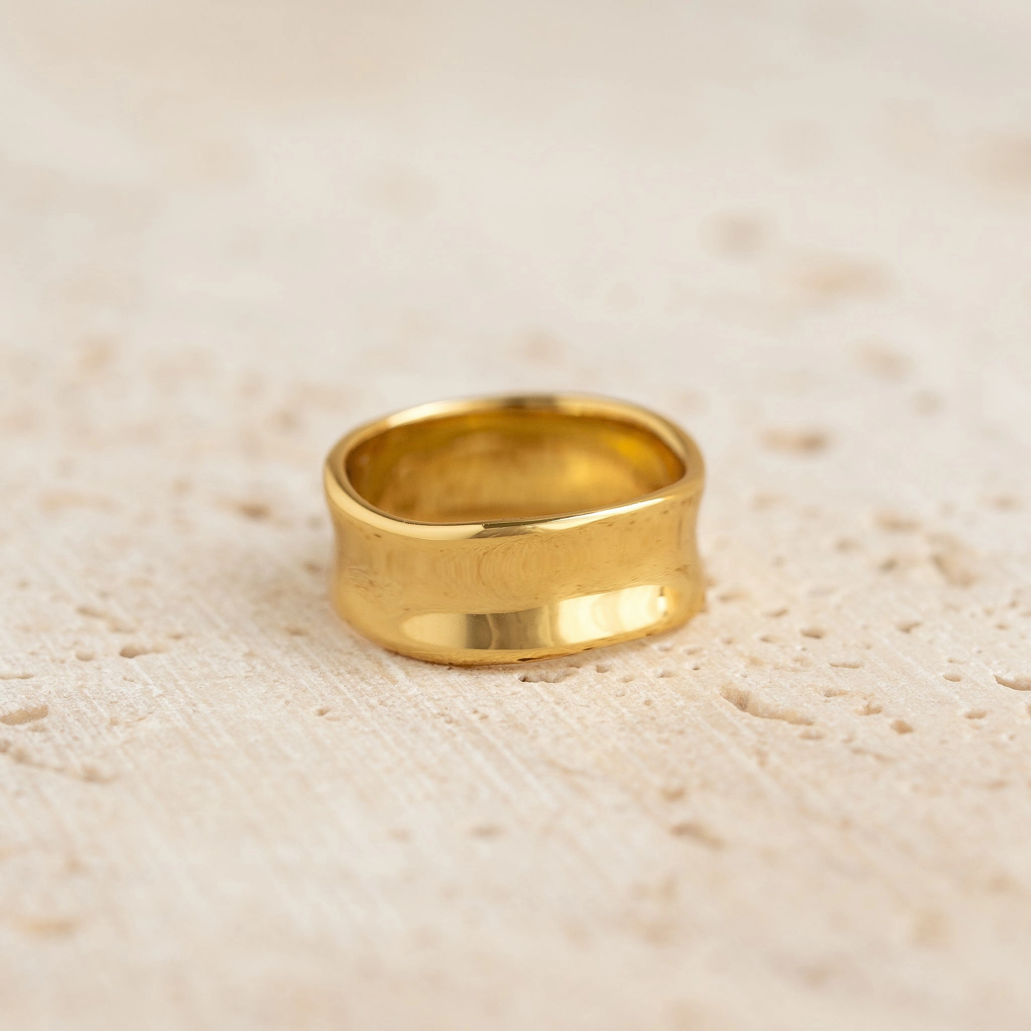 Delicate Trinket Wonderful Product Wide Organic Ring - Essie