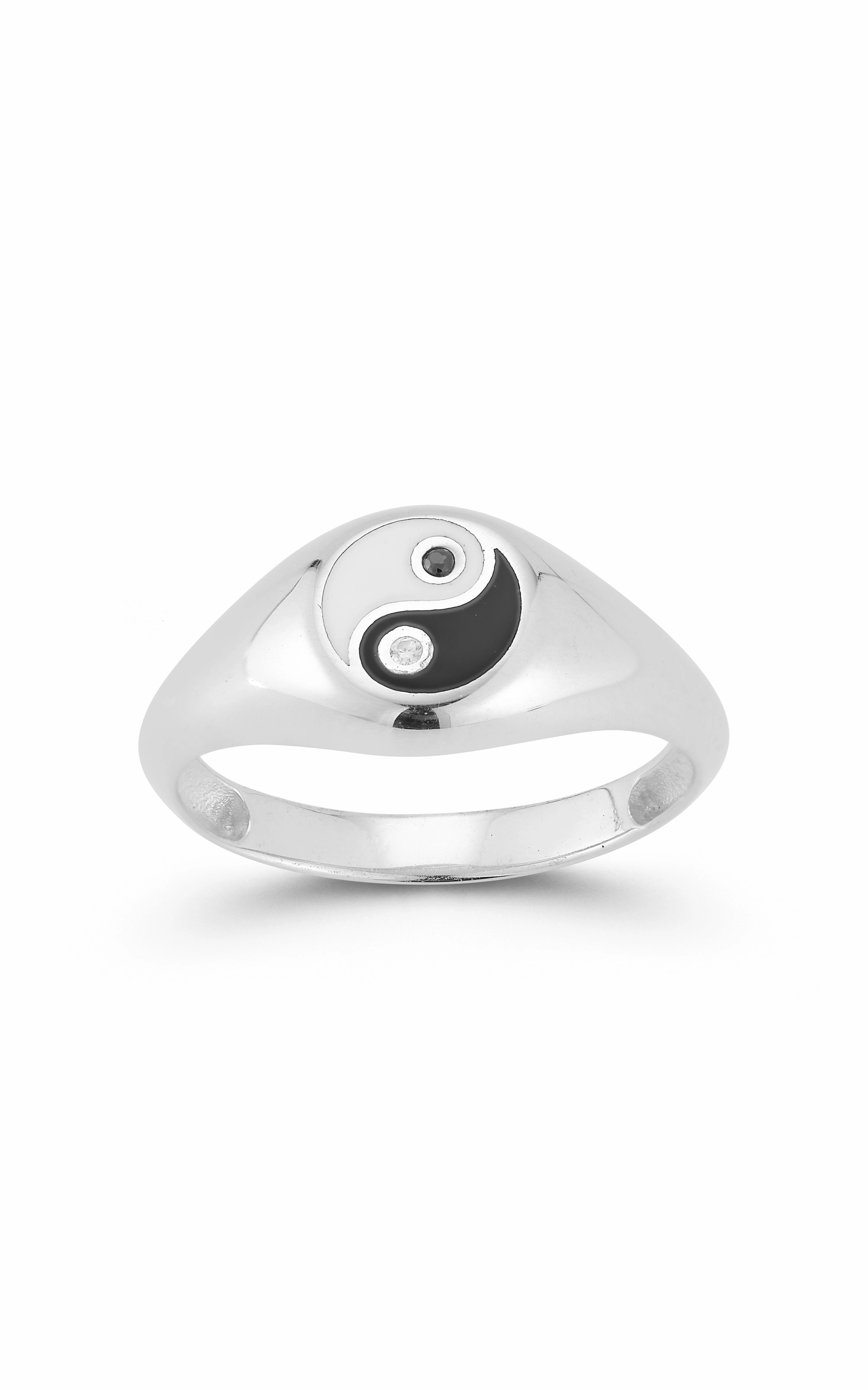 Ying Yang Signet Ring Daywear Fit