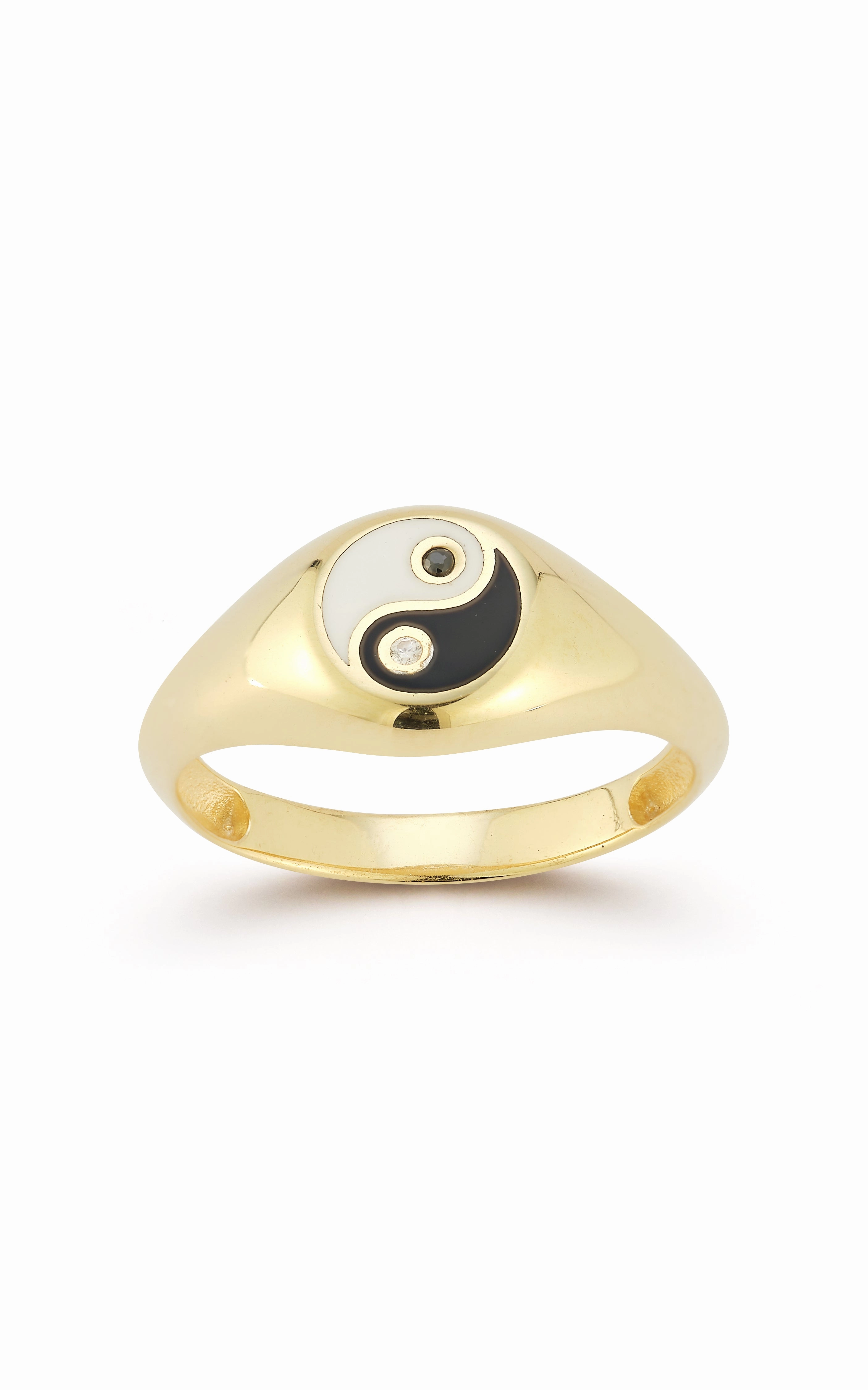Ying Yang Signet Ring Elegant Vibe
